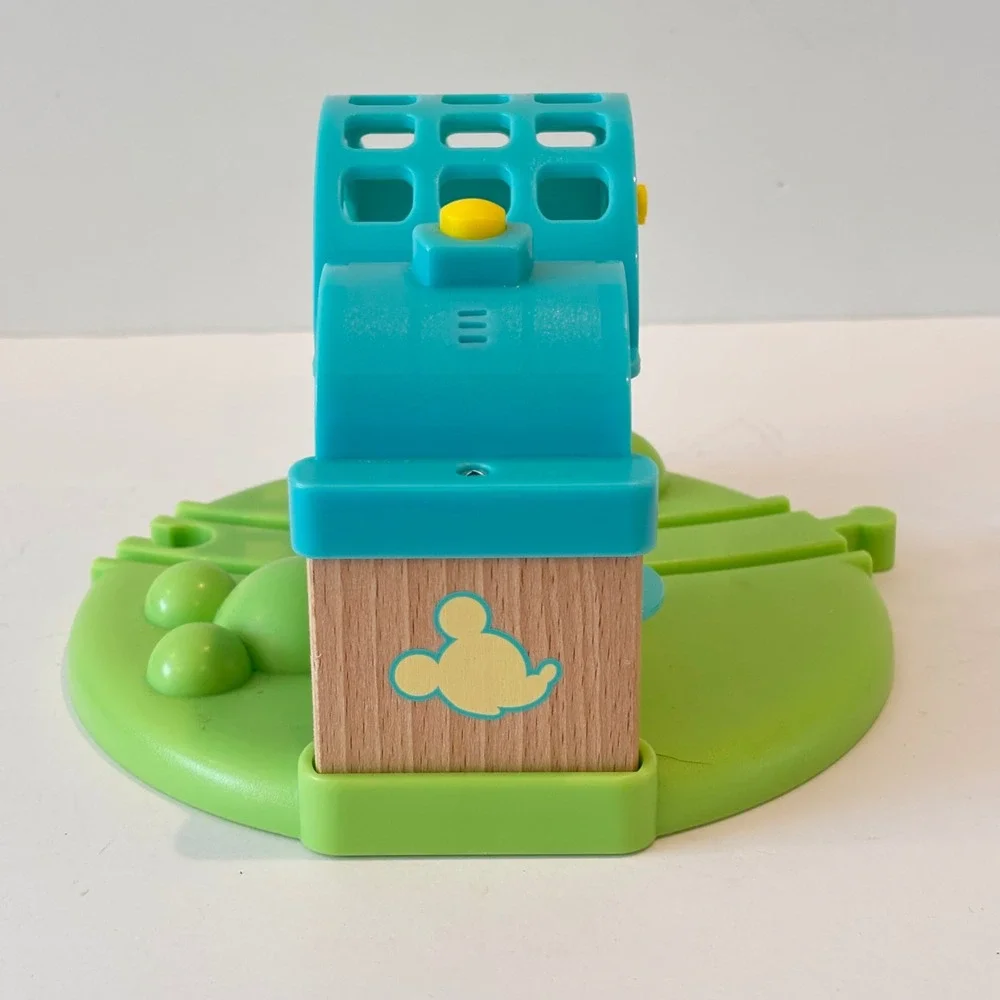 BRIO Disney Mickey Mouse Record & Play Train‎ Station Wooden Railway Track 32270